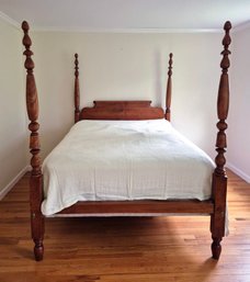Antique Leonards Queen Size Maple Bed (CTF50)