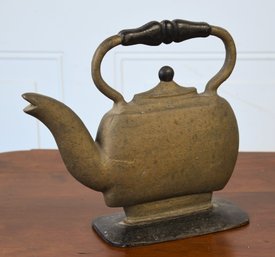 Vintage Cast Iron Teapot Doorstop (CTF20)