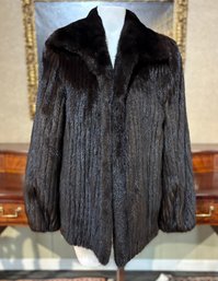 Vintage Ladies Short Mink Fur Coat (CTF20)