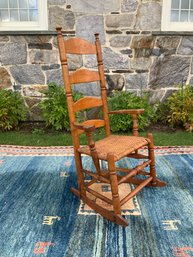 18th C. American Ladder Back Rocking Chair (CTF10)