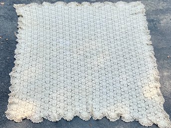 Antique Crocheted Bedspread (CTF10)