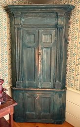 18th C. Green Painted Corner Cupboard (CF50)