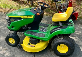 John Deere S100 Riding Lawn Mower