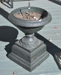 Antique Cast Iron Fountain Urn (CTF50)