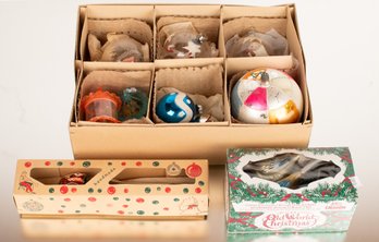 Antique Christmas Ornaments & Finial, 11pcs. (CTF20)