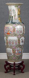 Massive Vintage 20th C. Rose Medallion Chinese Porcelain Floor Vase (CTF50)