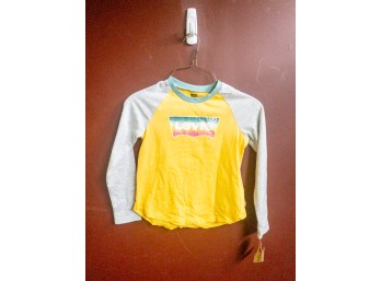Levi's Two Piece Set Kids 6X - Yellow & Gray Tee Shirt Outfit 31C199 Clothes Fashion Style Cool Comfort Bargain!