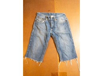 True Religion Jeans Shorts Size 32 Denim Light Wash Cut Off Fashion USA Made Trendy RARE! Deal!