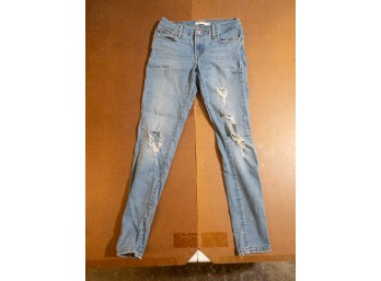 Levi's 710 Jeans Super Skinny Women's Size 28 - Faded Blue, Distressed! Classic Style, Modern Fit! Bargain!