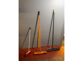 Brooms Lot - Shop Tools! House! Outdoor! Big Sweep! Now That's A Deal! - Bobby Bargain The Third