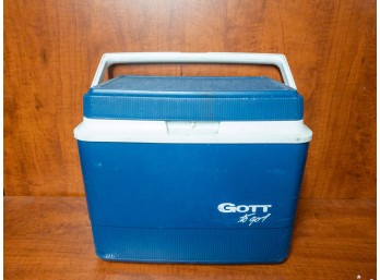 Gott To Go! Cooler Ice Chest – Ready For Picnics, Tailgates, Camping! Portable Ice Box Vintage Design