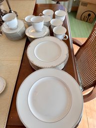 Lenox Fine Bone China Federal Platinum Service For 8  Five Piece Setting COMPLETE **dishwasher Safe**