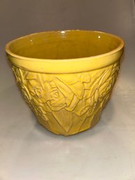 Vintage McCoy Pottery Yellow Calla Lily Jardiniere (planter)