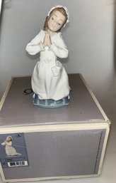 Lladro Communion Prayer Girl Figurine With Box