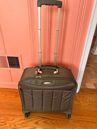 Samsonite Spinner Carry On