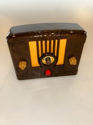 Molly's Radio, American Girl