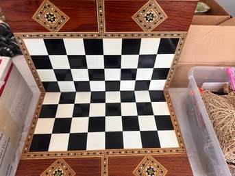 Vtg DaVinci CHESS SET Inlaid Travel Foldable Case