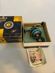 Vintage Ocean City 300 Spinning Fishing Reel