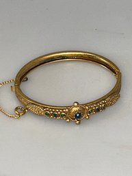 Vintage Florenza Gold Tone Hinged Bangle