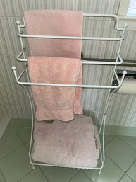 Metal Towel Storage