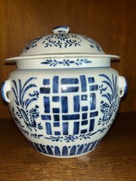 Antique Chinese Ginger Jar