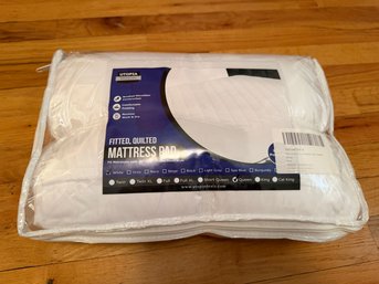 NIB Queen Mattress Pad