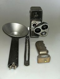 Vintage 1958 Bell & Howell Perpetua Electric Eye Model 393 8mm Movie Camera