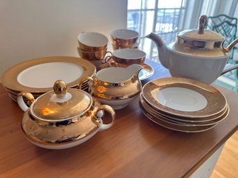 KING QUALITY FINE DINNERWARE 22 . GOLD