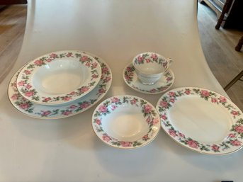 Noritake Merida Set Of China Service For 12