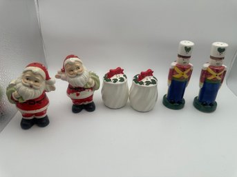 Vintage Ceramic Christmas Salt And Pepper Shakers