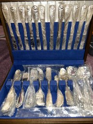Oneida Community Silverplate Flatware Set Serv 12