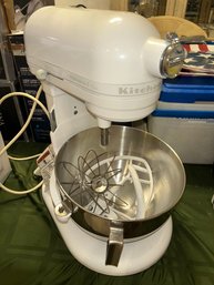 Kitchen Aid Professional 5 Plus Mixer