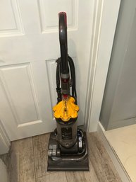 Dyson DC33 Multi Floor Upright Bagless Vacuum Cleaner.