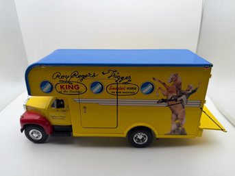 First Gear 1:34 Scale 1960 B-Model Mack Moving Trailer Roy Rogers & Trigger'