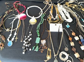 Lot Of Estate Jewelry Necklaces