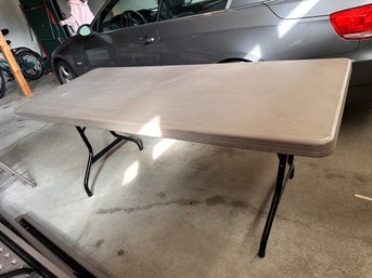 6 Ft  Folding Table