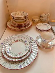 Service For FOUR. 5-piece Place Setting Johnson Brothers 'Summer Chintz'