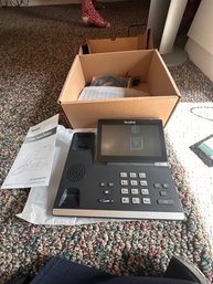 Yealink SIP-T58A VoIP Smart Media Phone W/Bluetooth, 7-inch Color Touchscreen, New