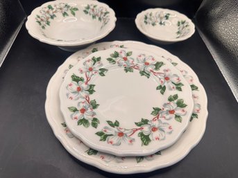 4 -piece Service For Four Syracuse China Dogwood Pattern Restaurant Ware Line.