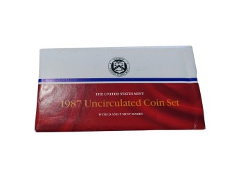 1987 US Mint Uncirculated Coin Set With D And P Mint Marks