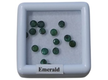 Loose Natural Emerald Stones In Display Box