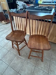 Lot 70-pair Of Bar Stools