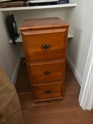 Lot 121 - 3 Drawer Filing Cabinet 38 High 19 Deep 15 1/2 Wide