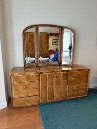 Lot 135 - Art Deco Dresser & Mirror 19dx71hx30 1/2