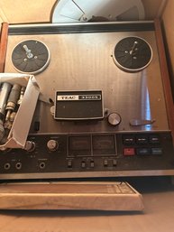 Lot 232- Teak 3300S Reel Player