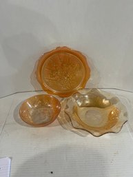 Lot 18 Peach Carnival Glass Lot