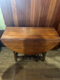 Lot 68 Oval Drop Leaf Table. When Open 36x45.  Closed 12 1x2