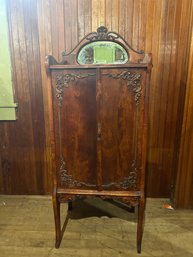 Lot 82-unique Stand With Beveled Mirror
