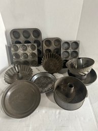 Lot 102-tin Ware Lot