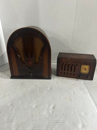 Lot 122-two Vintage Radios. Arch Top Philco And Radio Corp Of America.